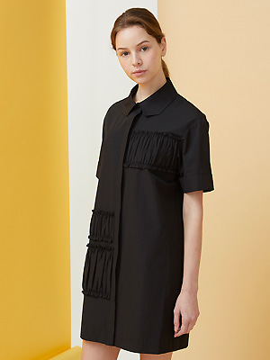 Polygon Collar Shirring Dress - black