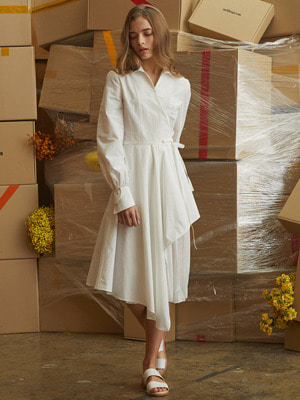 [김세정 착용]Oblong Wrap Dress - White
